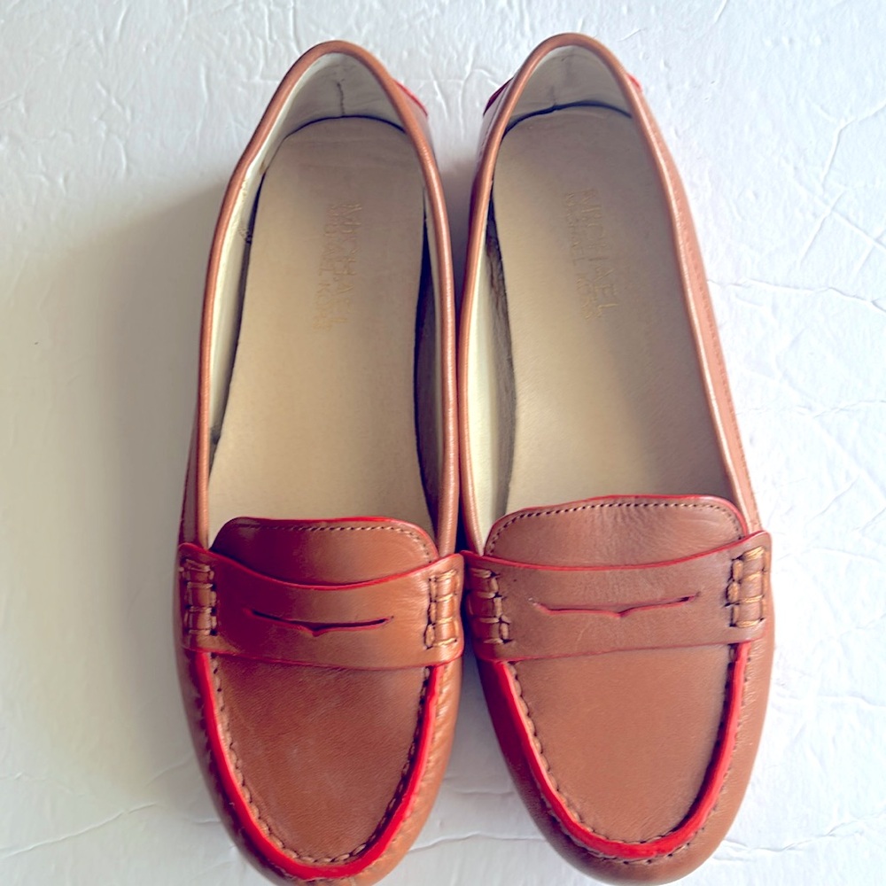 Michael Kors Driving Mocs Size 6
